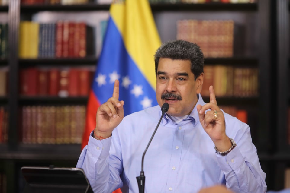 Gobierno del dictador Maduro rechaza decisión de Colombia de abrir la frontera