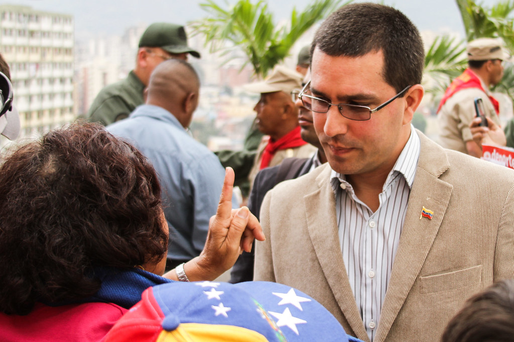 Venezuela someterá a revisión relación con oficina de Bachelet