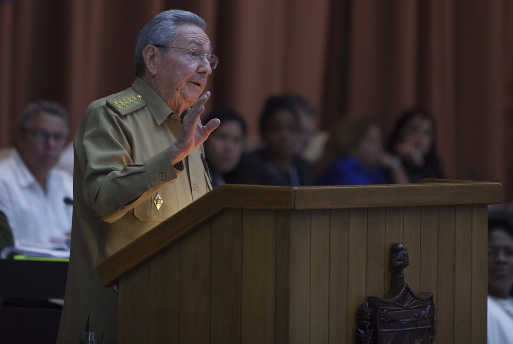 SUCESOS DEL CARIBE Raúl Castro deja el cargo supuestamente por sufrir cáncer en el esófago y el recto, en medio de la peor crisis política cubana