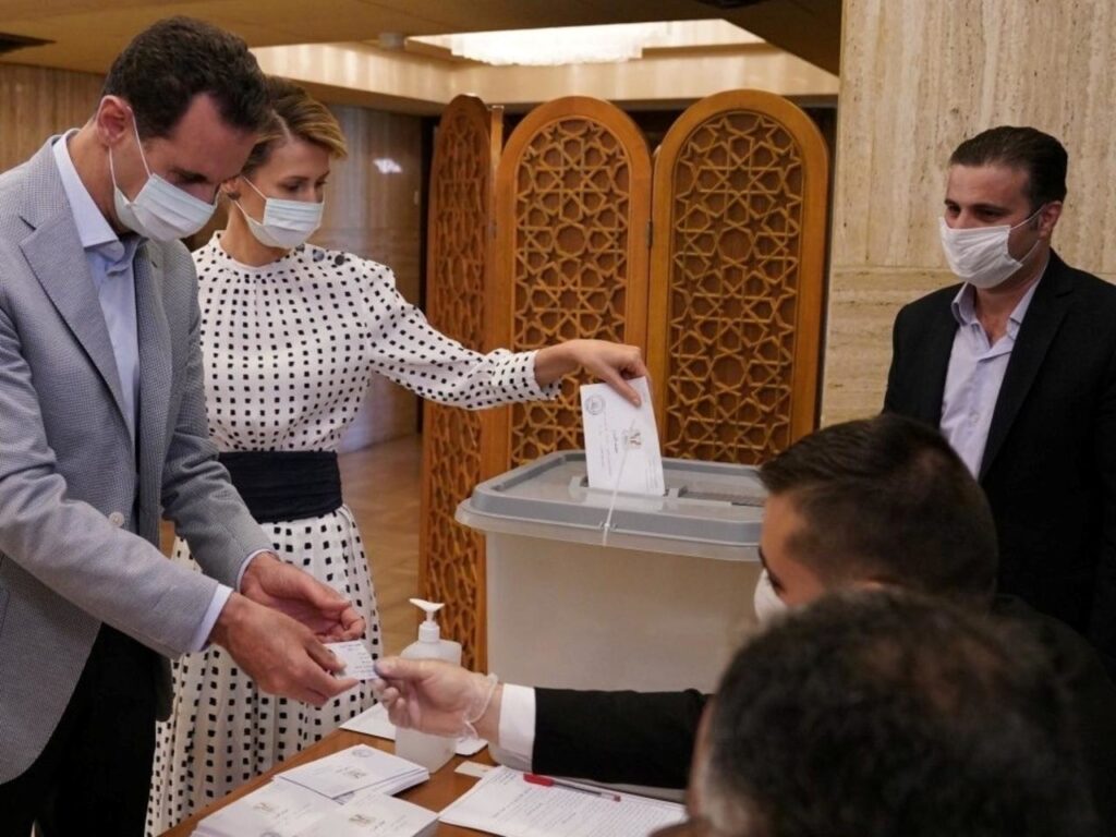 Como era de esperarse, El Assad fue reelegido con 95% de los votos como presidente de Siria