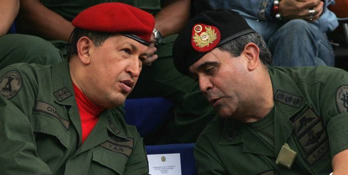 Murió Baduel, traidor de la patria que le devolvió el poder a Chávez
